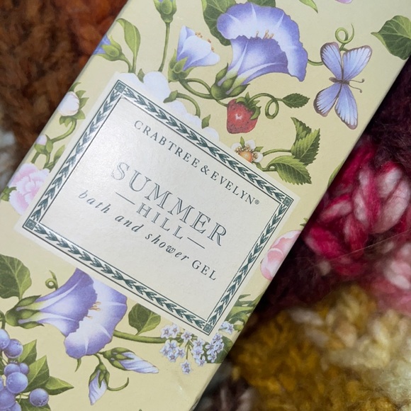 🧖🏼‍♀️🚿🧖🏼‍♀️•💋🌻 Crabtree & Evelyn x Summer Hill🌻💋